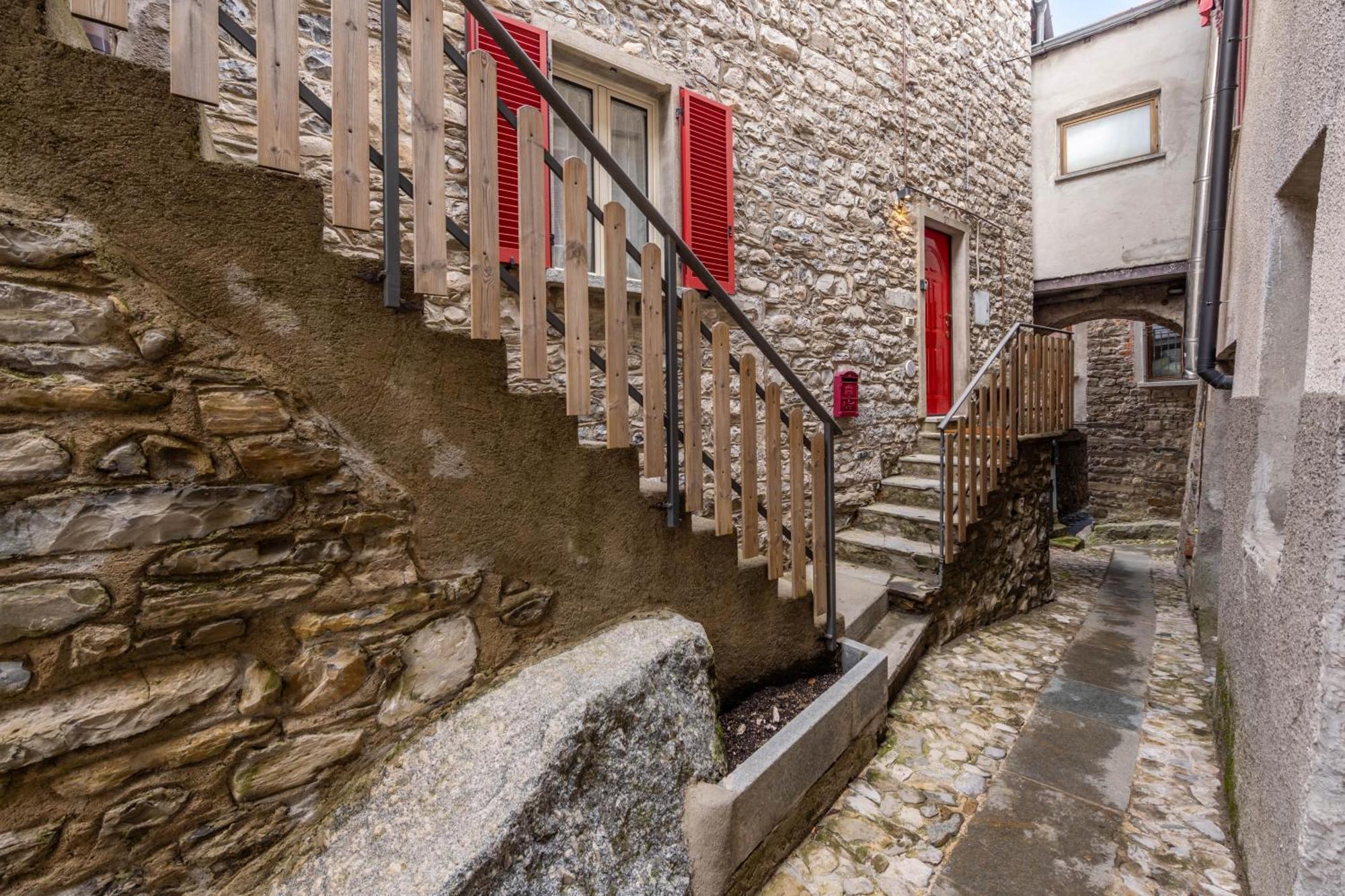New Stone House Lake View - 1 Lezzeno Luaran gambar